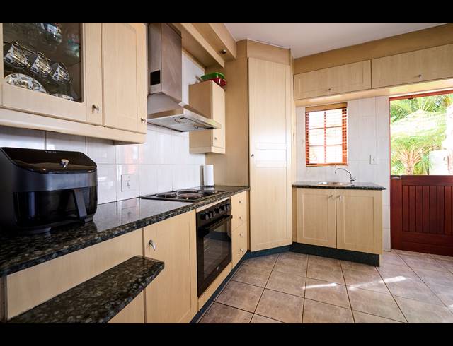3 BEDROOM HOUSE SOLD IN HALFWAY GARDENS